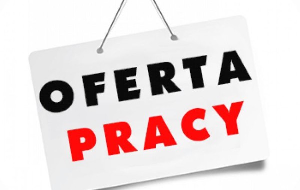 OFERTA PRACY  | Zdjęcie przedstawia napis OFERTA napisana na czarno oraz PRACY na czerwono